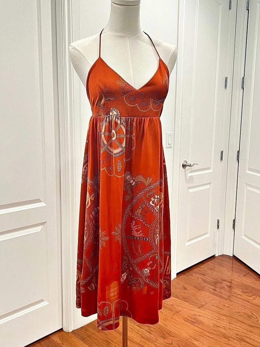 Nieves Lavi Paisley Midi Dress in Orange Size 2 Like New